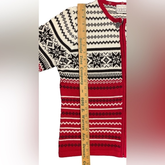 Vintage, Villager Sport Petite/Liz Claiborne, Snowflake Zip Up Cardigan, Size PM - Picture 7 of 7